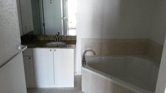 Photo - 1830 Radius Dr Unit 707