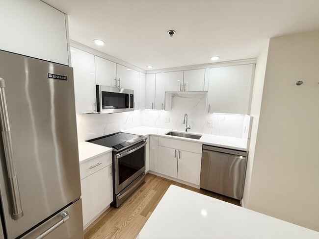 Photo - 165 Tremont St Condo Unit 404