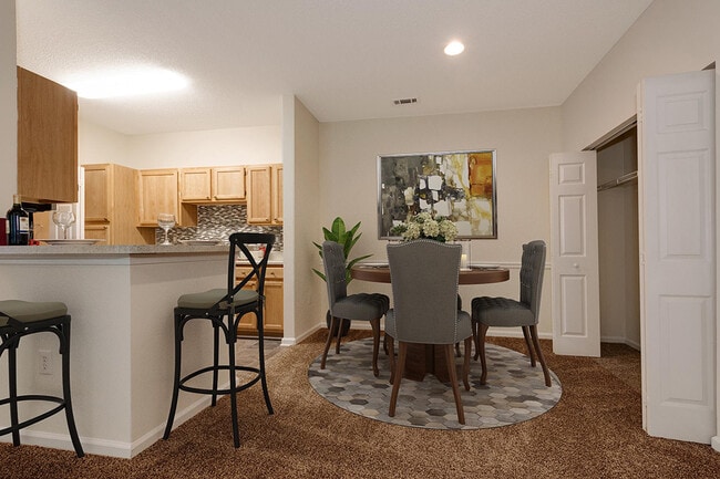 Photo - Forest Oaks Apartment Homes