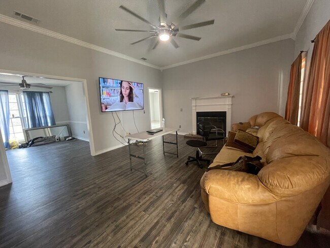 Photo - 18 Ramble Rd