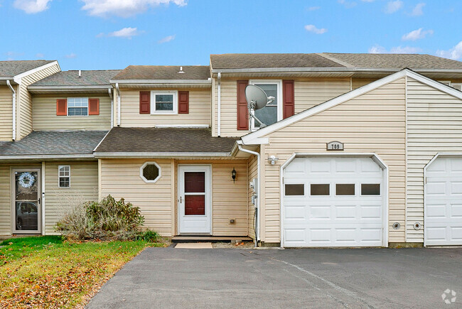 Building Photo - 709 Overlook Dr Rental