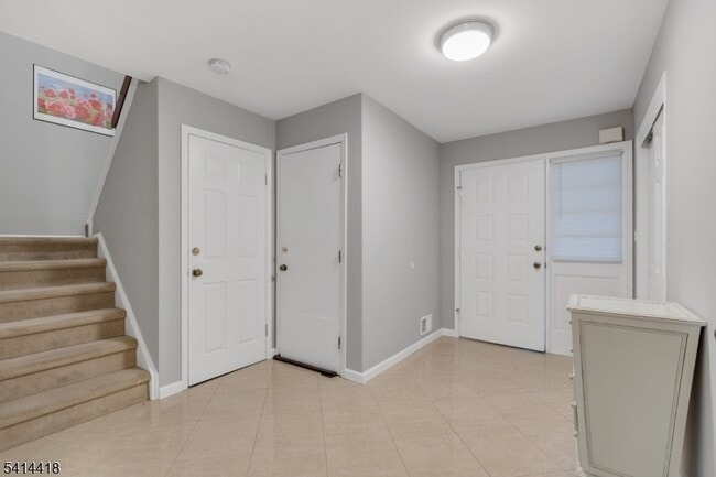 Photo - 34 Stockton Ct