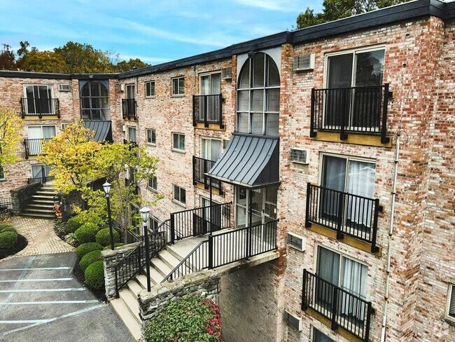 Building Photo - The Madison Rental