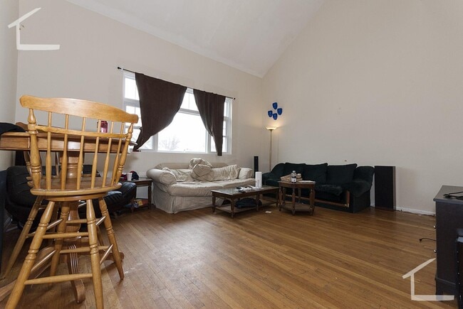 Photo - 135 Glenville Ave