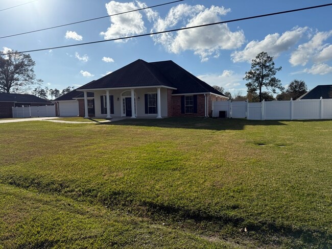 Photo - 41265 Schafer Dr