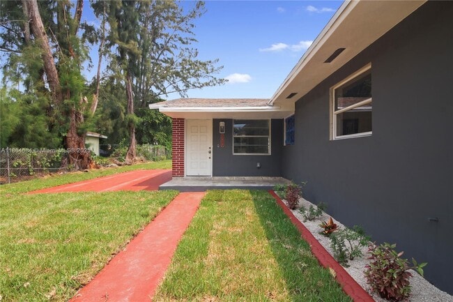 Building Photo - 11717 NW 22nd Ct Unit 11717 Rental