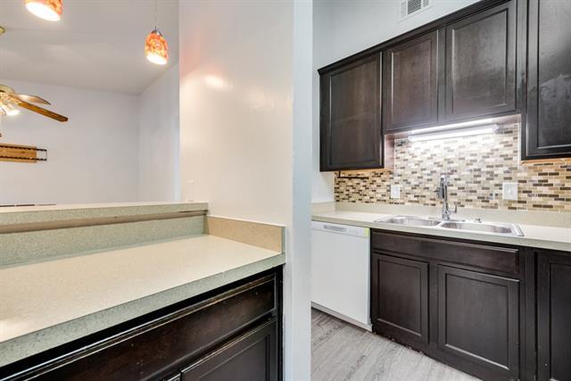 Photo - 2445 Red River St