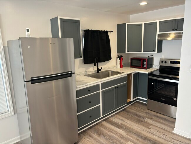 Photo - 2824 Watts Rd