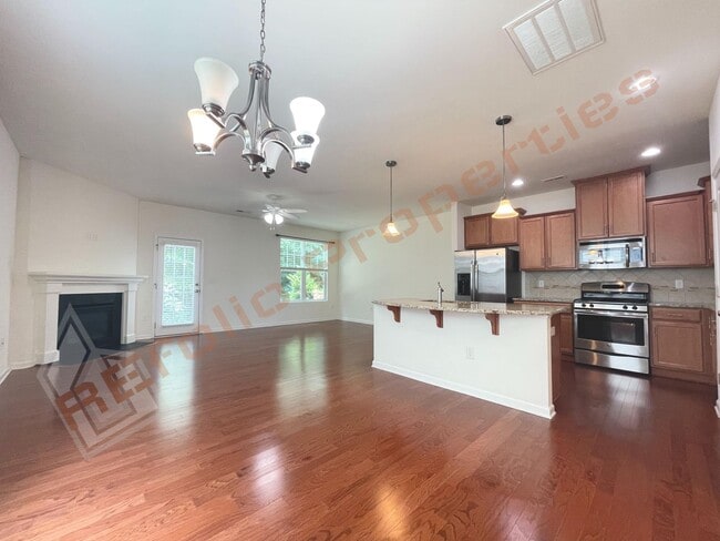 Photo - Great Location! 2 Story 3 Bedroom 1 Car-Ga...