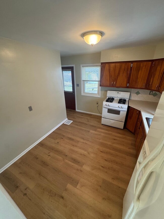 Photo - 507 Maplewood Dr