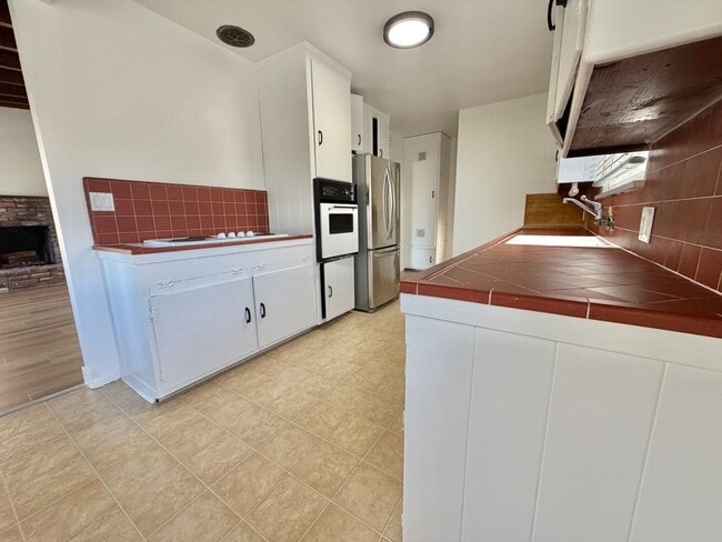 Photo - Spacious 3BD Manhattan Beach Home with Brand New Flooring, Large Den & 2-Car Garage