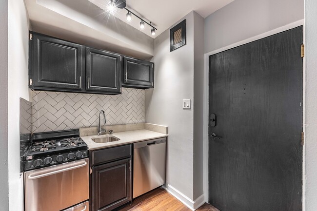 Photo - 1140 N La Salle Dr Unit 101