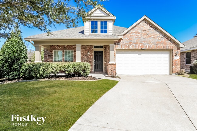 Building Photo - 324 Highland Fairway Ln