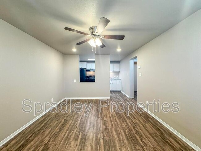 Photo - Autumn Chase Apartments