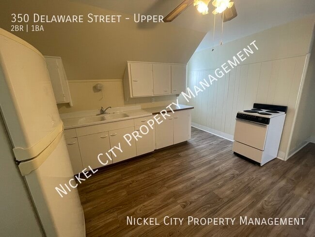 Building Photo - 350 Delaware St Unit Upper