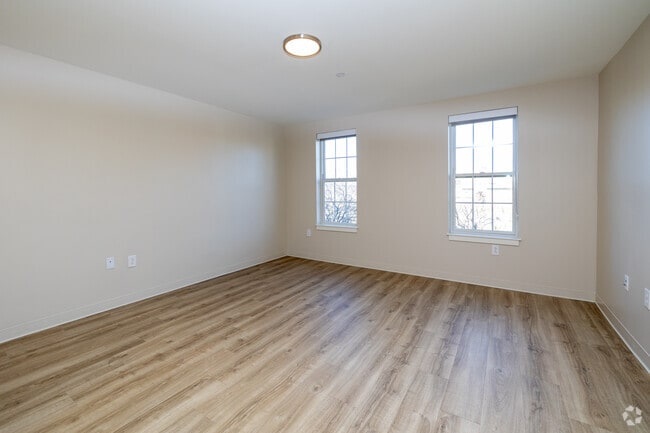 1BR, 1BA - 686SF