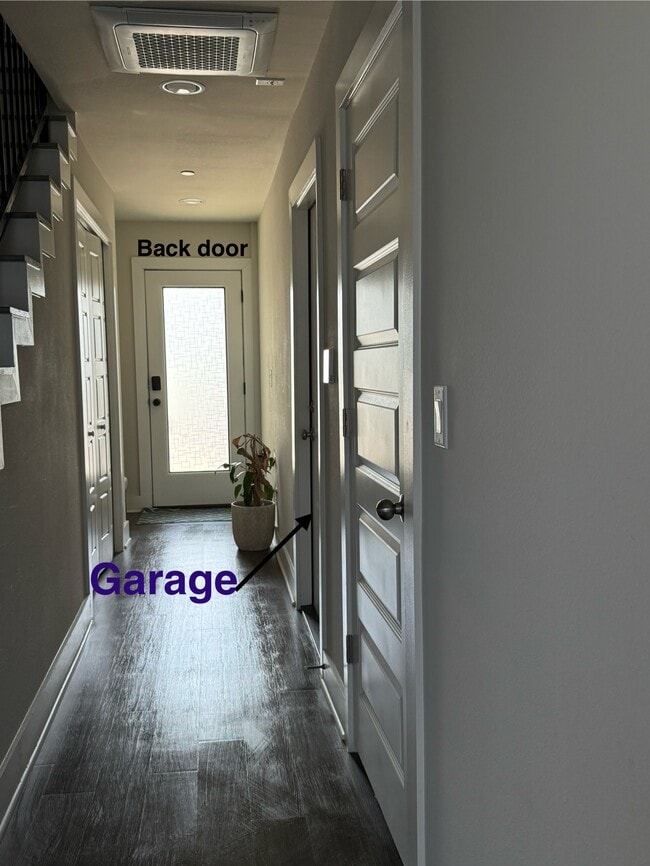 Photo - 310 Tendick St