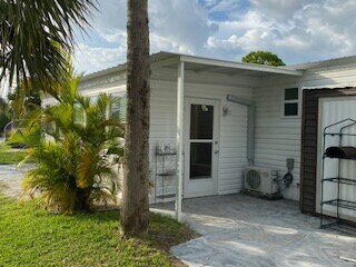 1 Bedroom Rental in St. Cloud's Shelter Cove