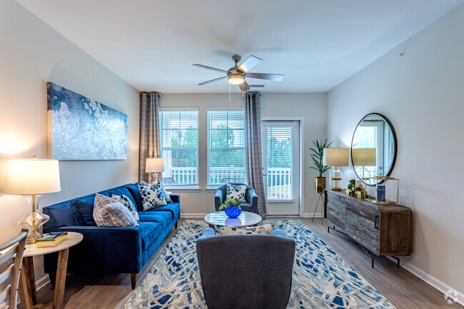 1HAB, 1BA - 828 ft² - Tryon Farms