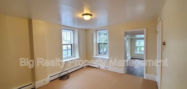 Photo - 128 New St Unidad Second Floor