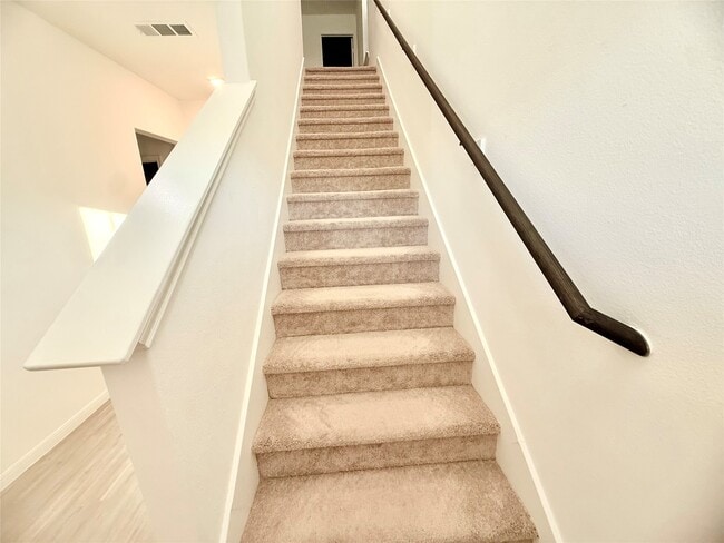 Building Photo - 24619 Applewood Crst Ln