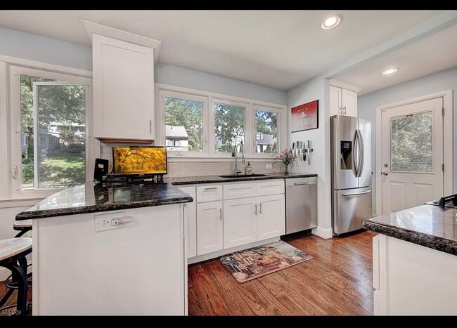 Photo - 4 Undercliff Terrace