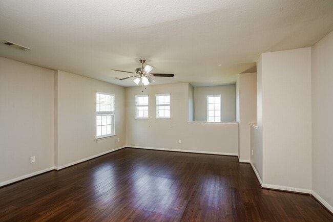 Photo - 21815 Octavia Way