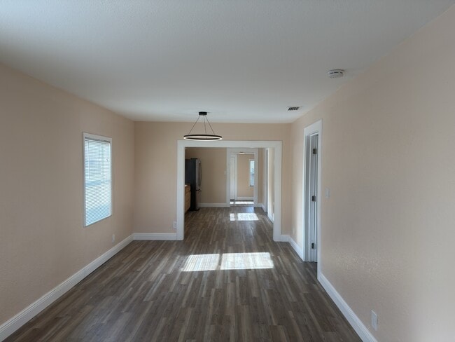 Photo - 2514 W St John St