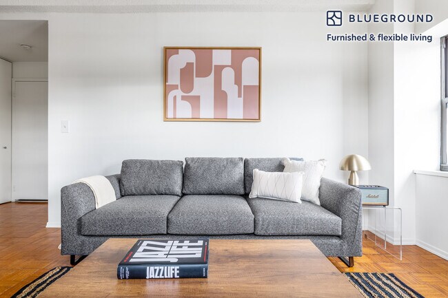 360 W 34th St. Unit SI FL12-ID527