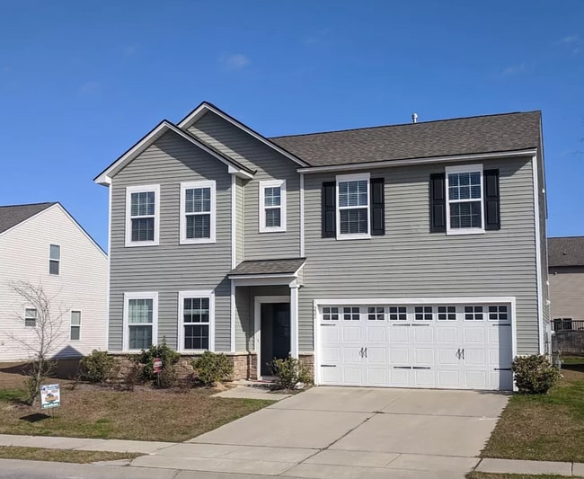 332 Fox Ridge Ln