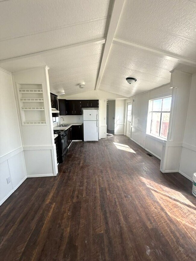 Photo - 3 bedroom single wide in Rydon