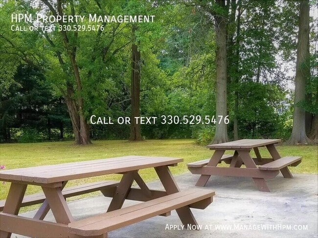 Photo - 5780 Portage St NW