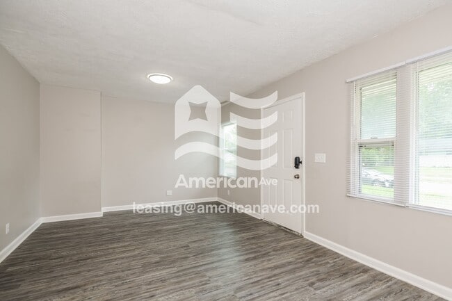 Photo - 3353 Forent Ave