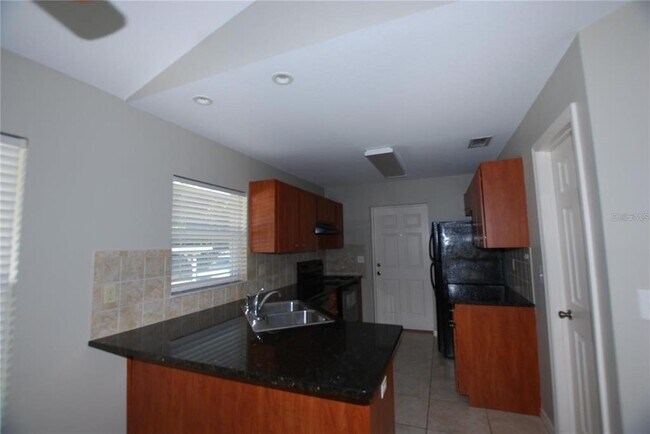 Photo - 312 E Hibiscus Dr