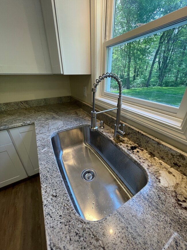 395 Wilbraham St Unidad B