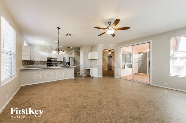 3453 W Desert Bend Loop