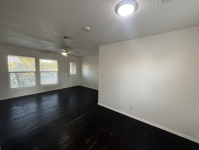 Photo - 3 Bed Home in Midwest City