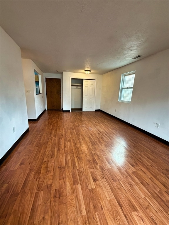 Building Photo - 75 Scotch Pond Pl Unit 32