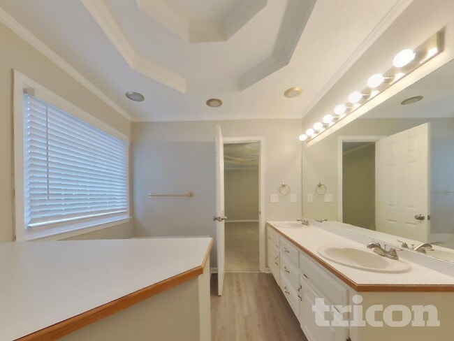 Photo - 27 Bramblewood Point SW