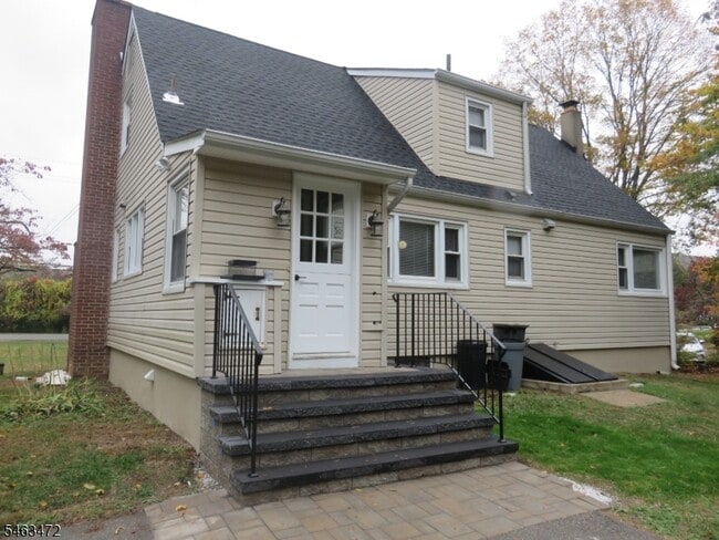 144 West End Ave