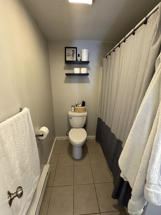 254 W 3rd St Unit 1