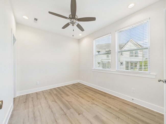 Photo - 308 Ferebee Pl