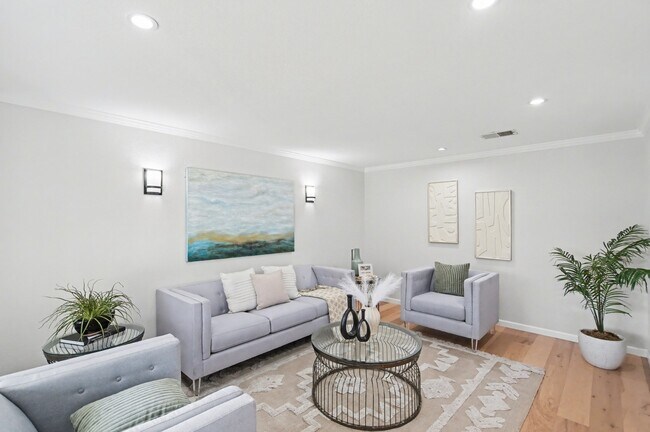 Photo - Modern 3BD Home with Eco Water Systems, EV Charging & Designer Finishes – Prime San Jose Locale