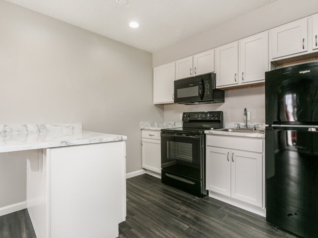 Building Photo - Eastview Apartments