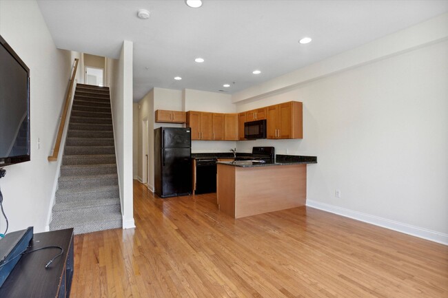 Building Photo - 1929 N 18th St Unit B
