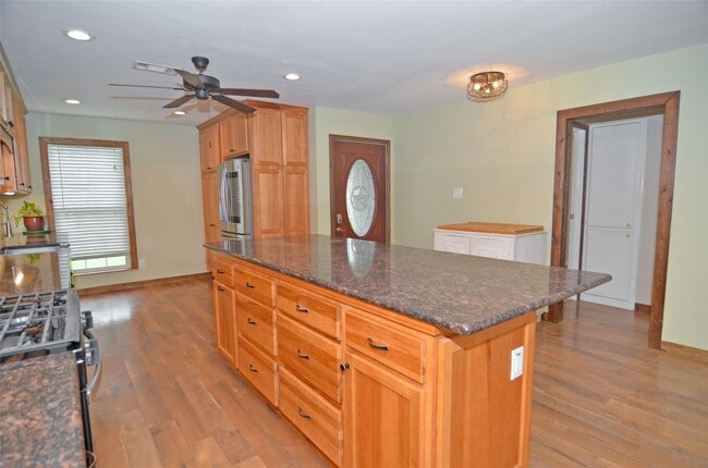 Photo - 11731 Bowie Dr