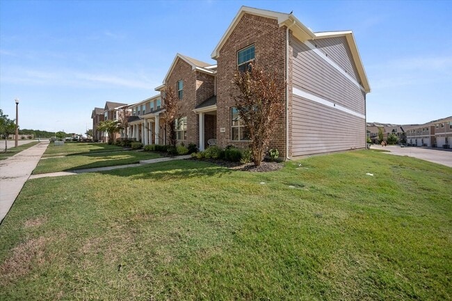 Photo - 3500 Brentwood Dr