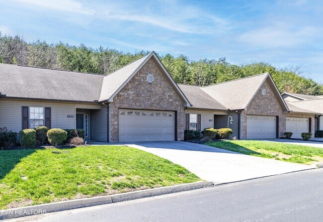 5104 Cates Bend Way