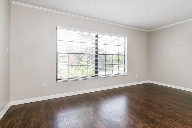 Photo - 2629 Saffron Dr