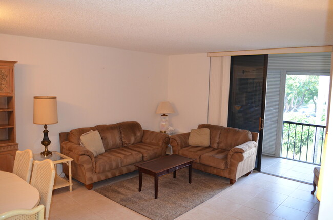 Photo - 5190 Las Verdes Cir Condo Unit 315